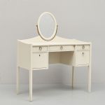 1084 9246 DRESSING TABLE